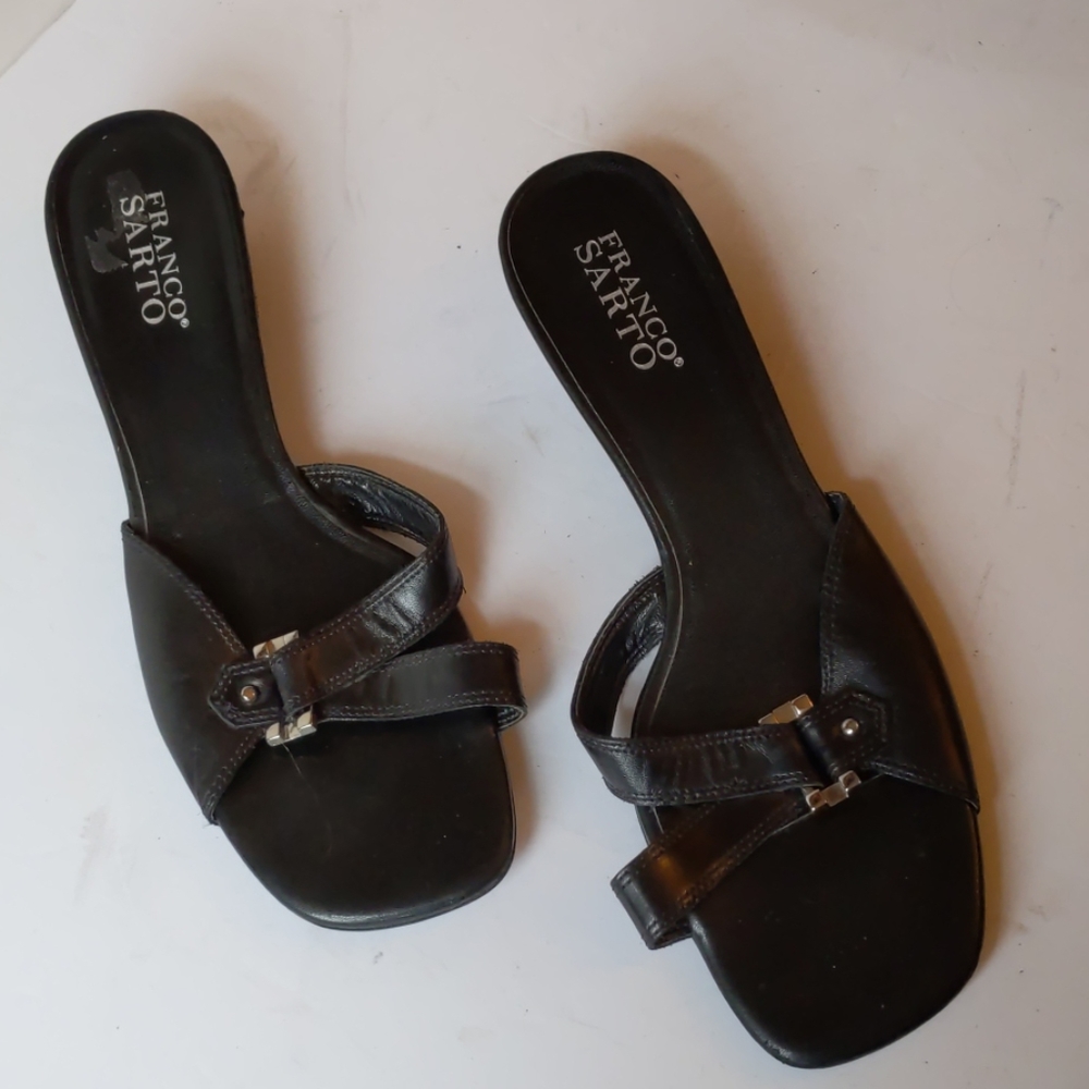 Franco Sarto black slides w buckles-sz 8 1/2M